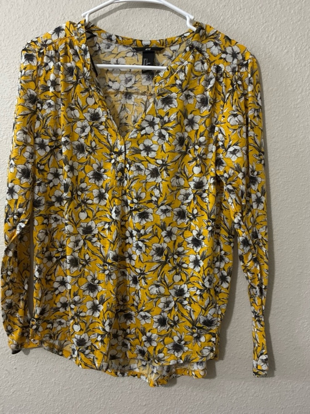 H&M Floral V-Neck Long Sleeve Top - Yellow